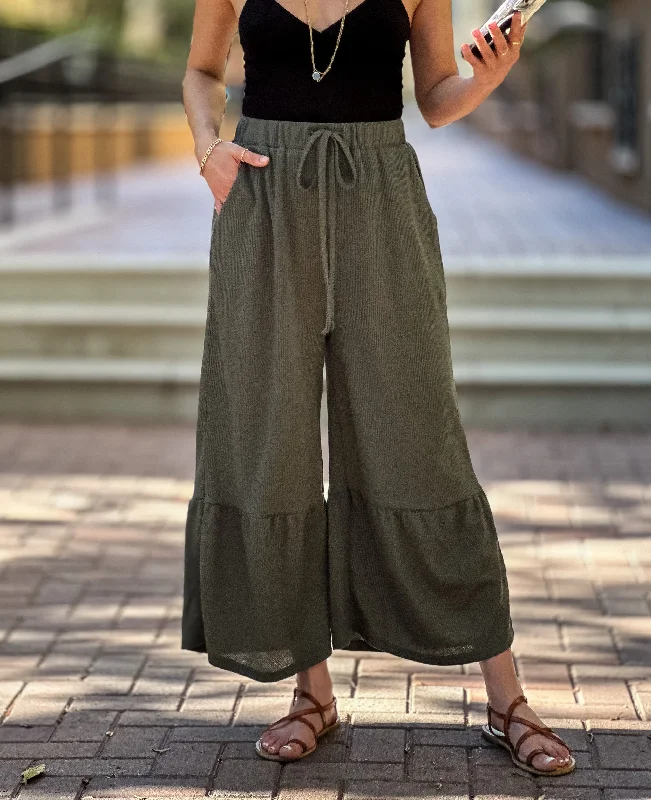 Thermal Tiered Wide Leg Crop Pants